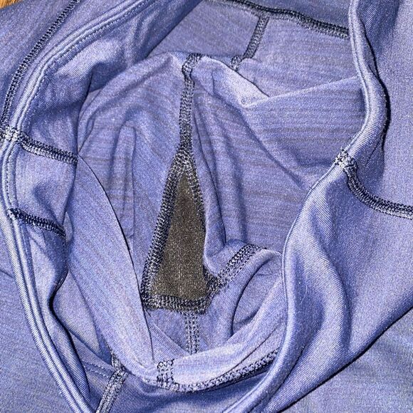 Athleta | Navy Criss Cross Chaturanga Capris - Picture 6 of 7